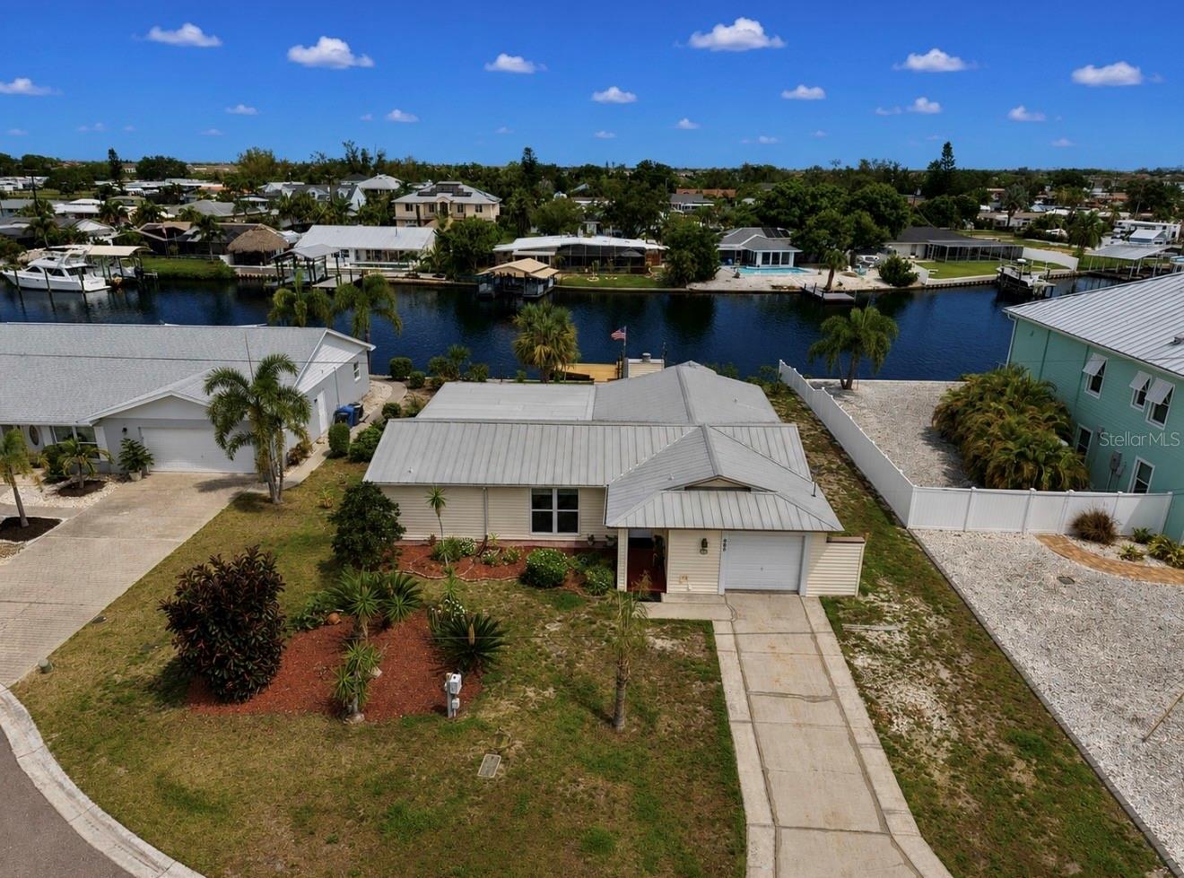 803 Leisey Circle, FL