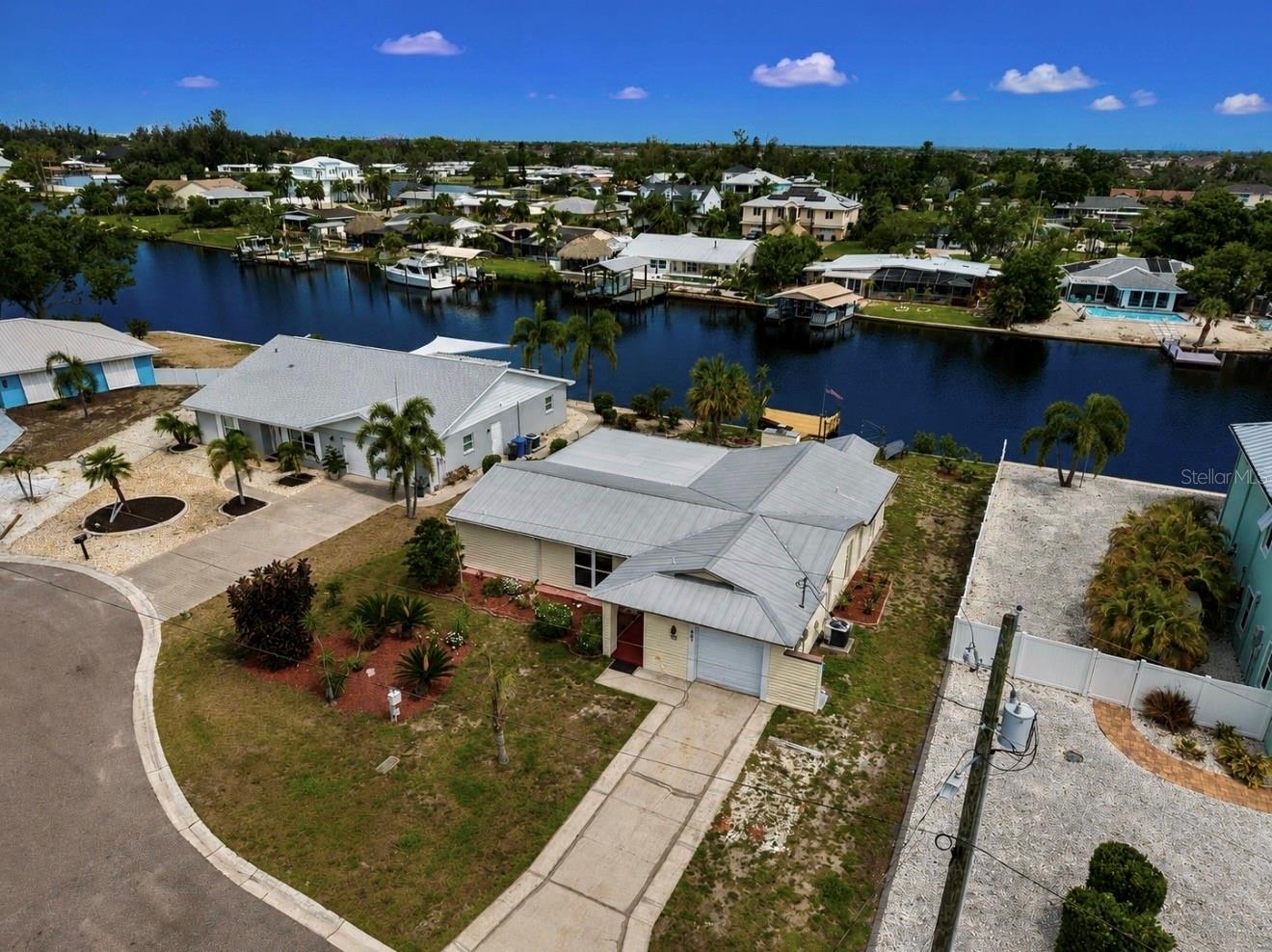 803 Leisey Circle, FL
