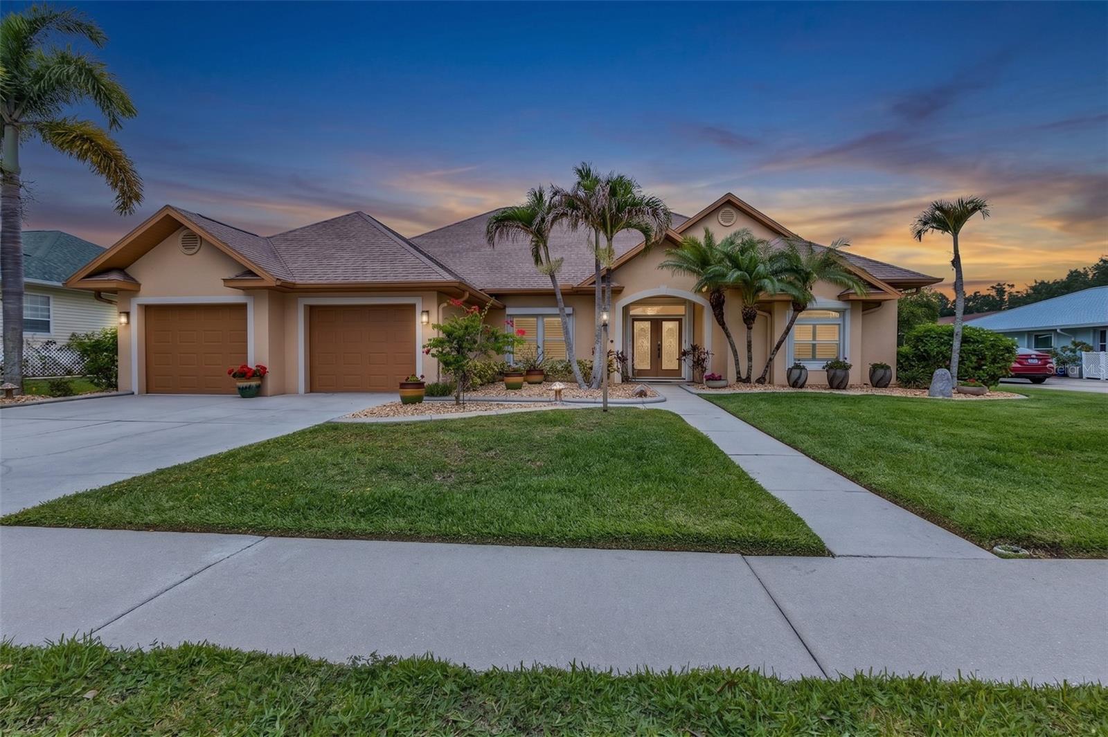 1047 Harbour Drake Drive, FL