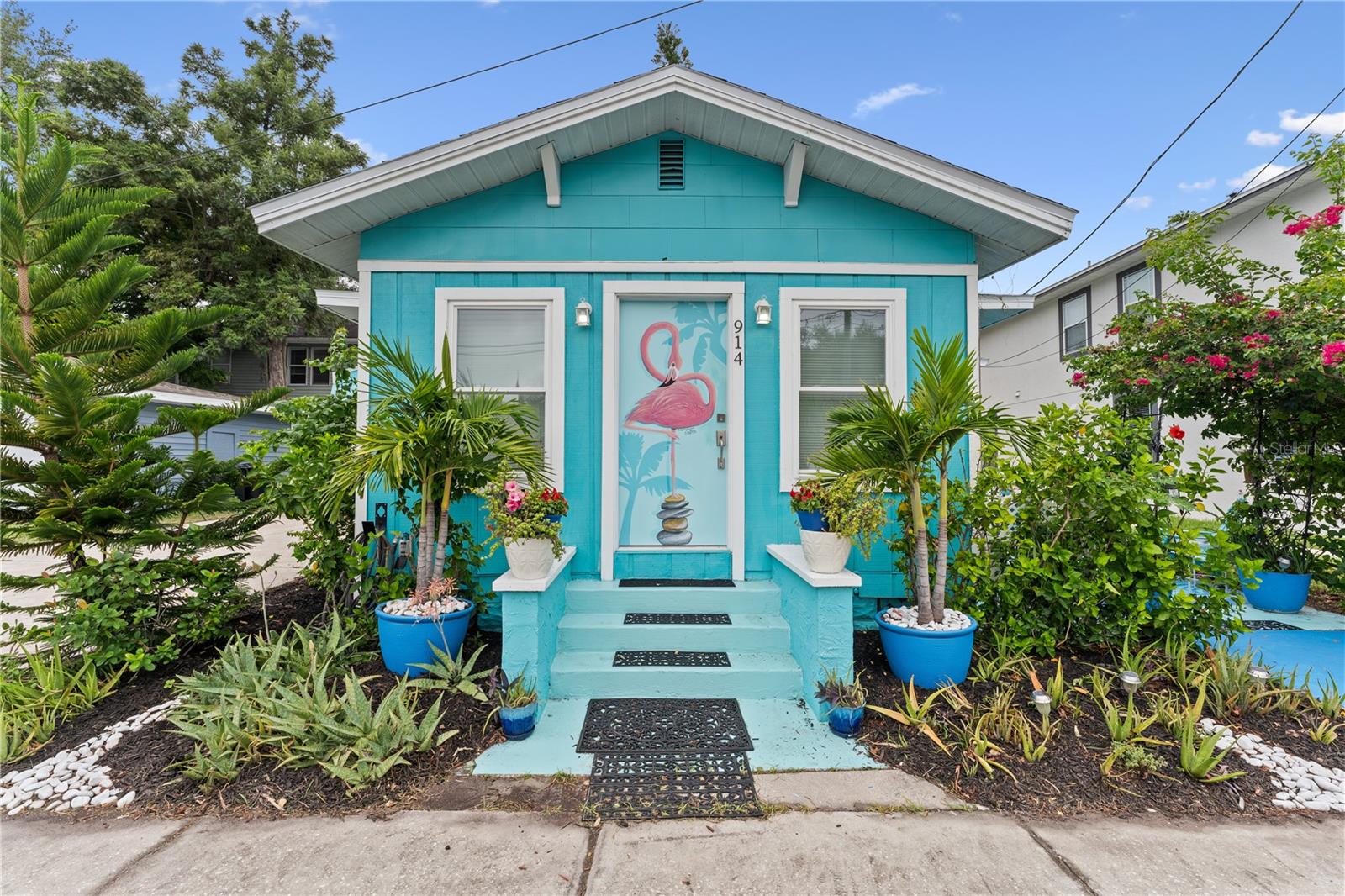 914 8th Street, FL