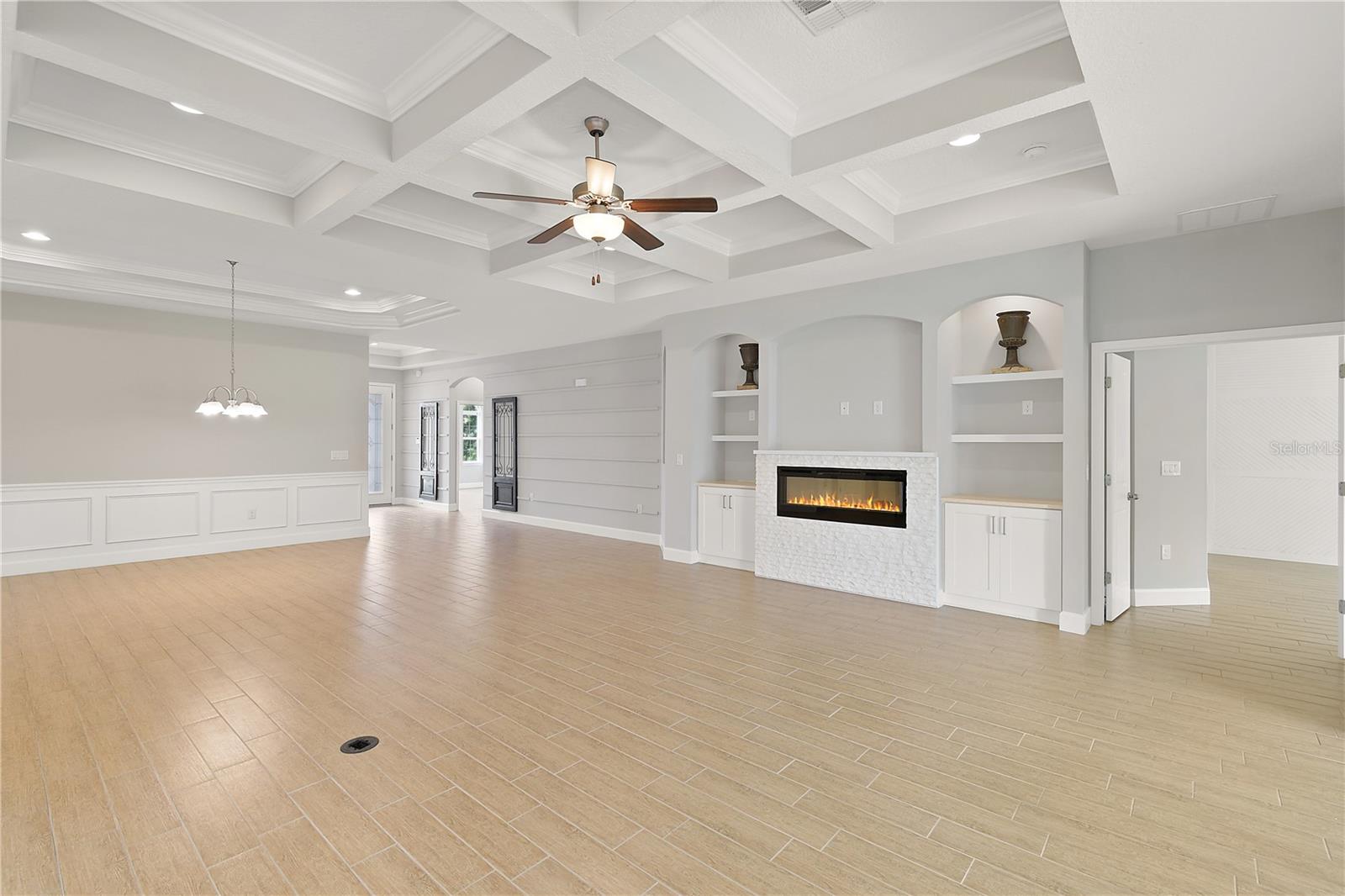 202 Messina Place, FL