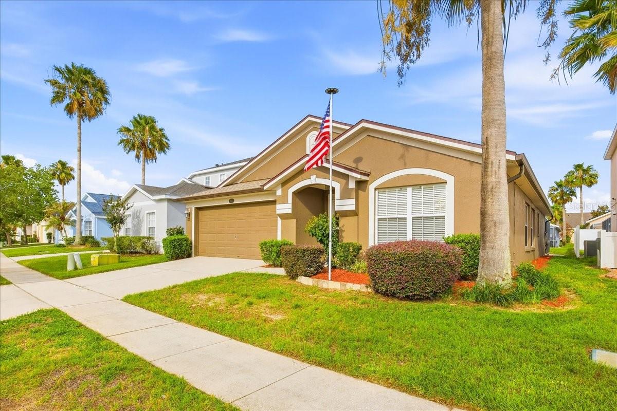 842 Lockbreeze Drive, FL