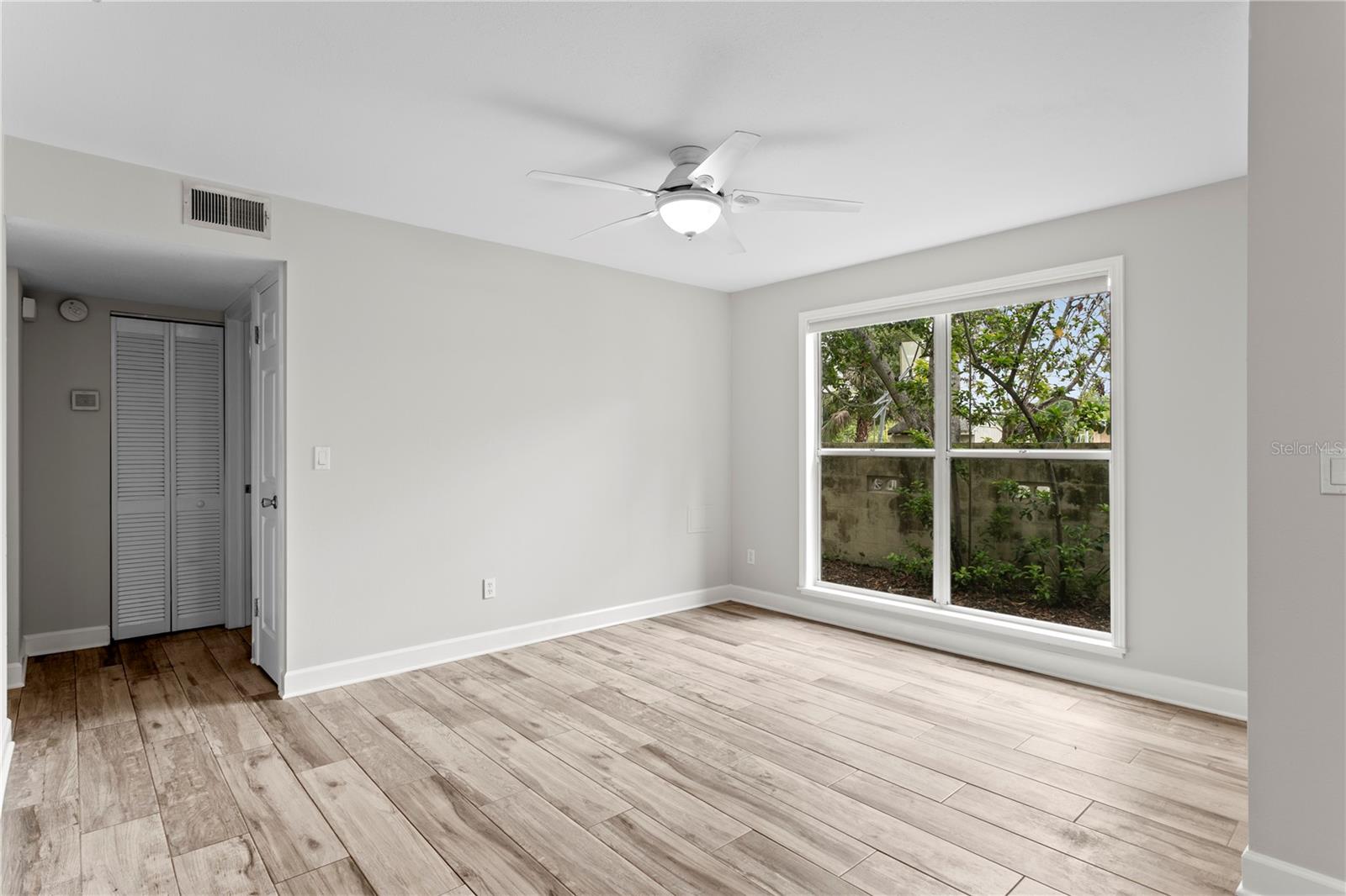 606 Albany Avenue, FL