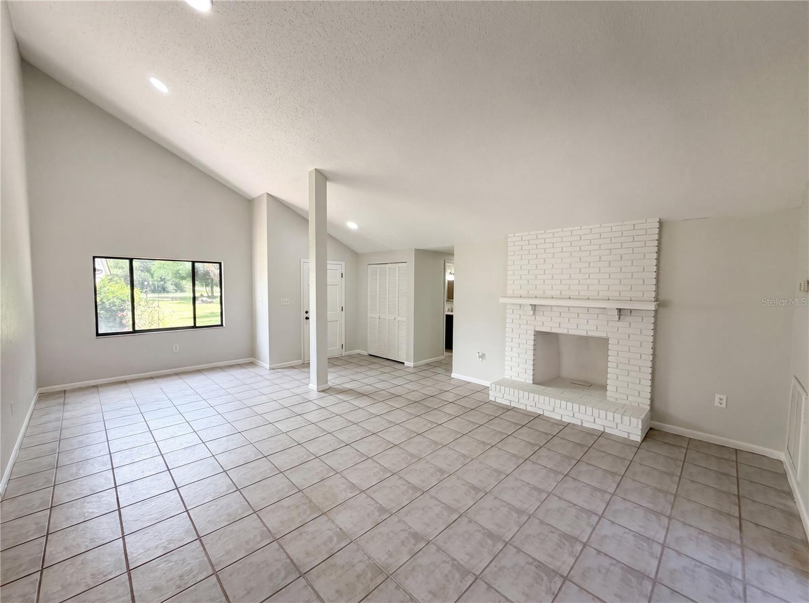 8 Bumelia Court, FL