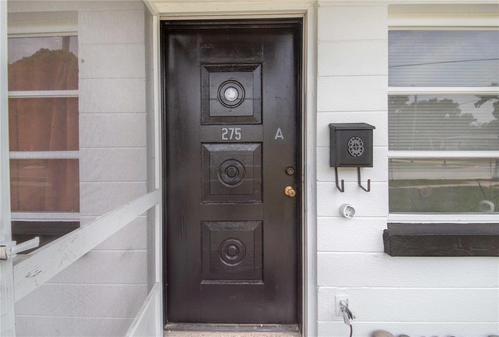 275 7th Street, FL