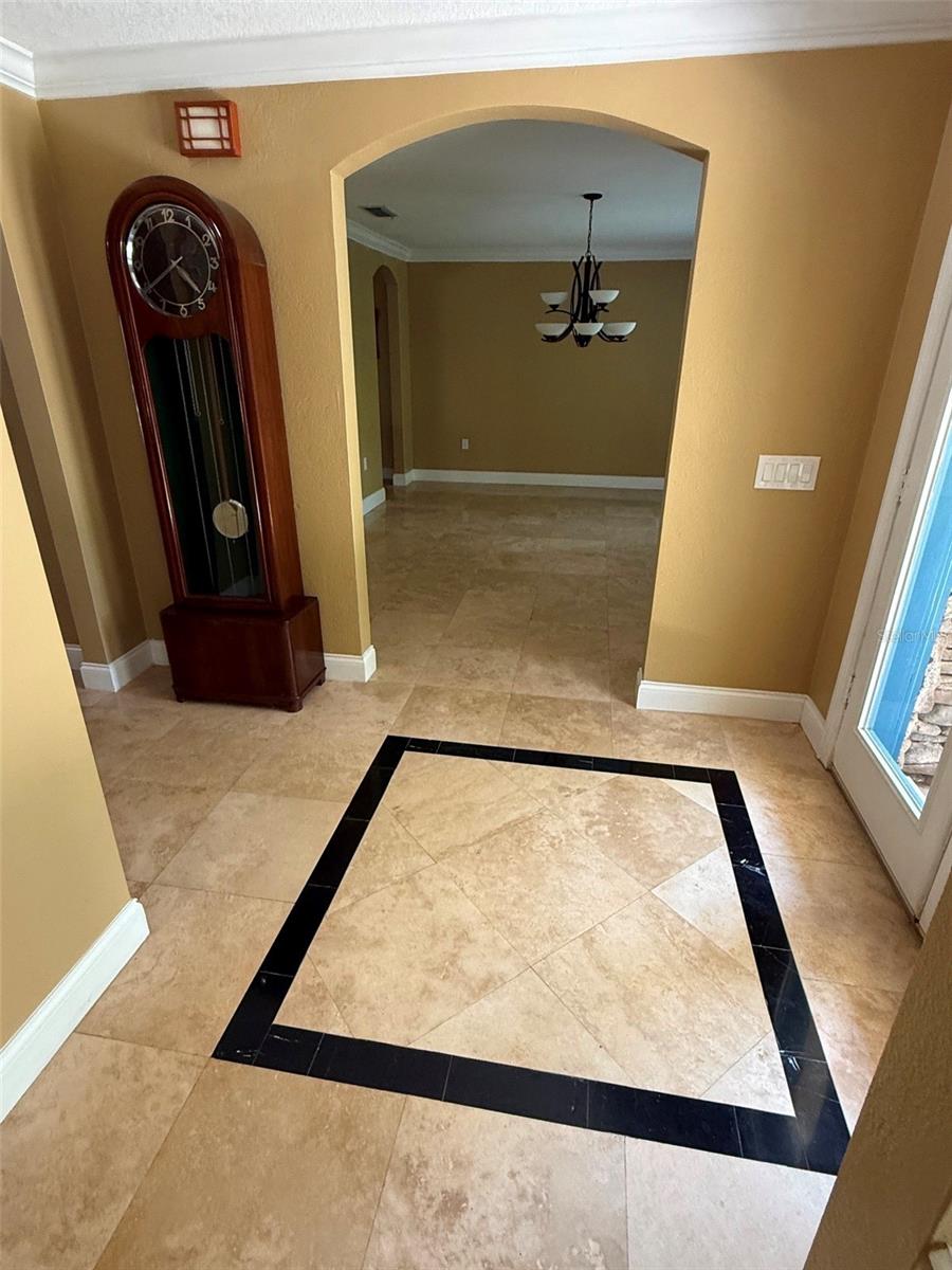 8125 Lake Ross Lane, FL