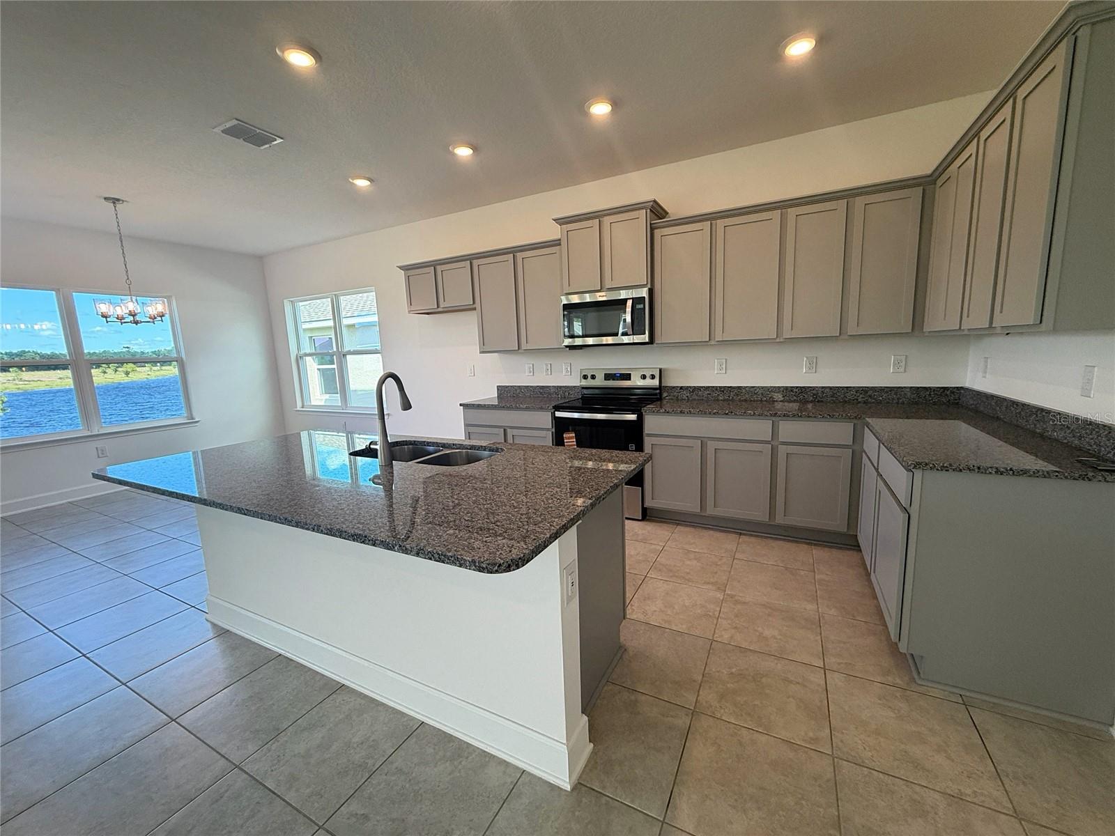 7575 Bent Tree Loop, FL