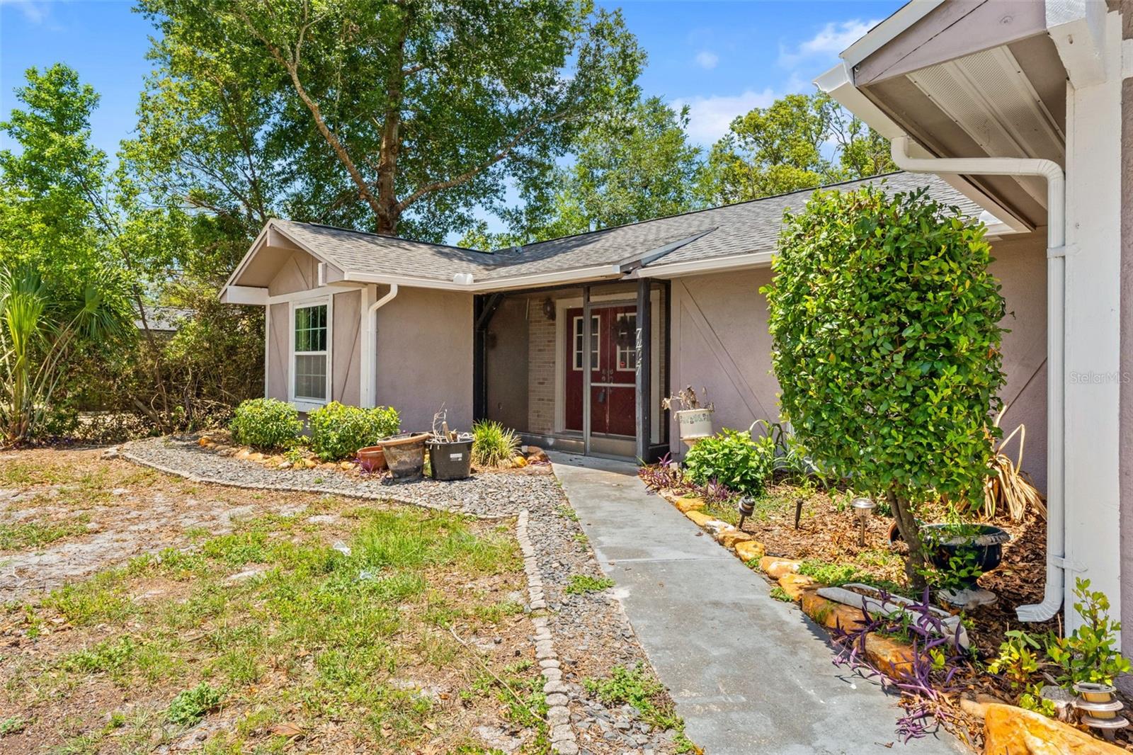 7447 Dundee Way, FL