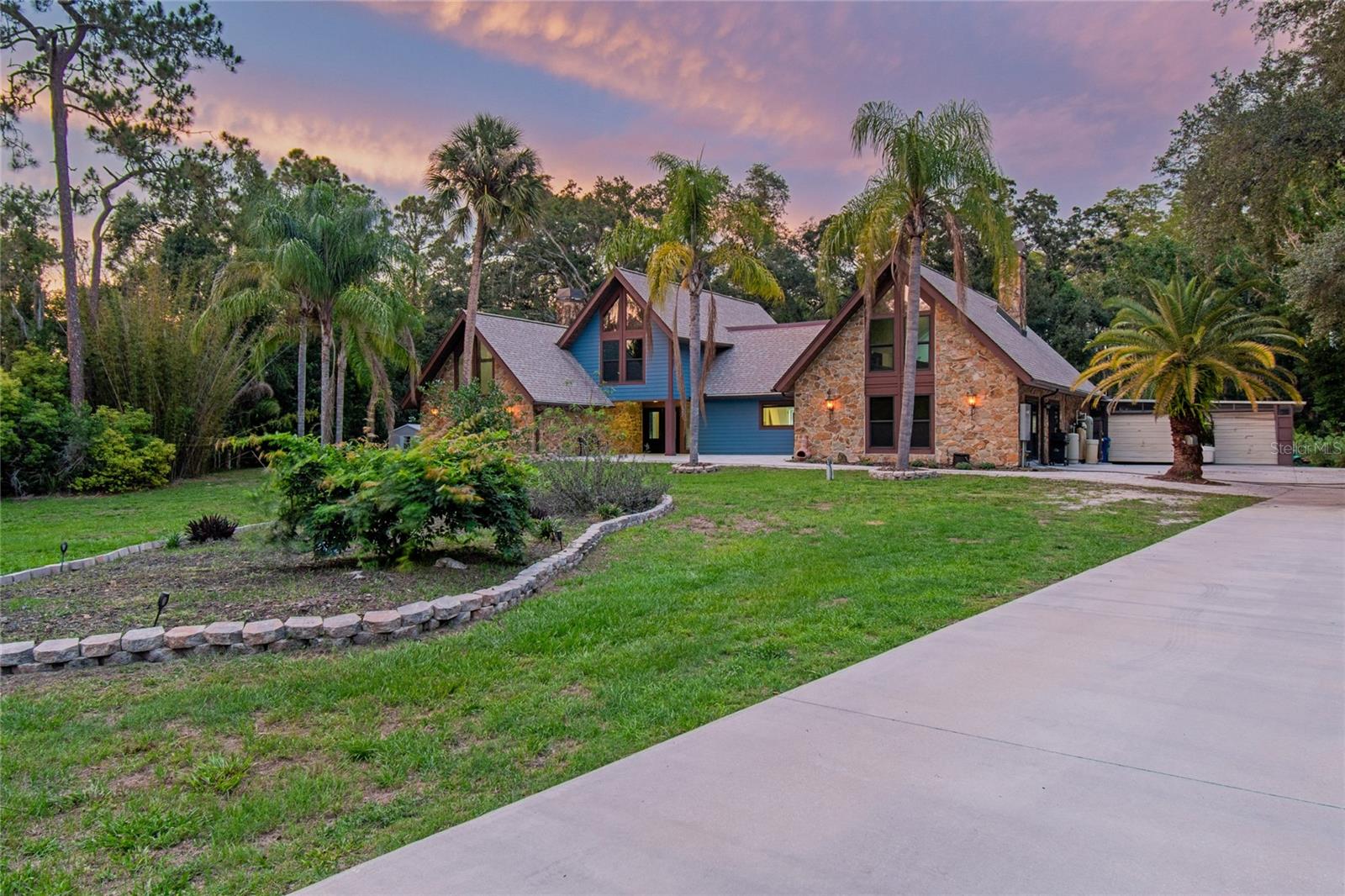 2120 Marquis Court, FL