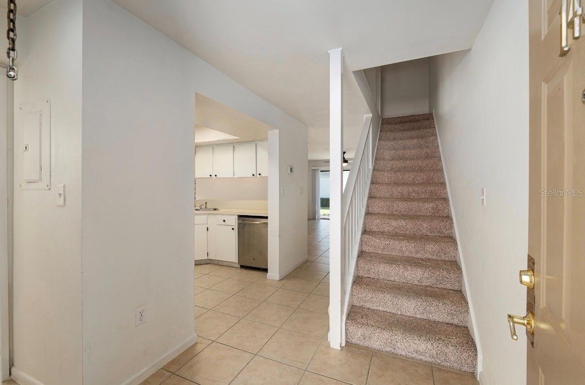 1432 25th Place, FL