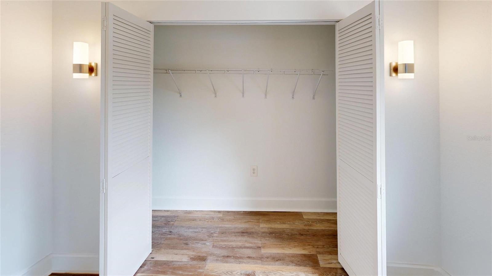2501 Central Boulevard, FL