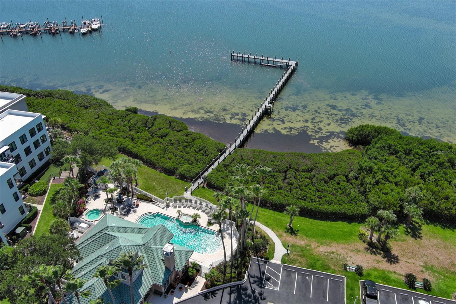 3205 Bay Club Circle, FL