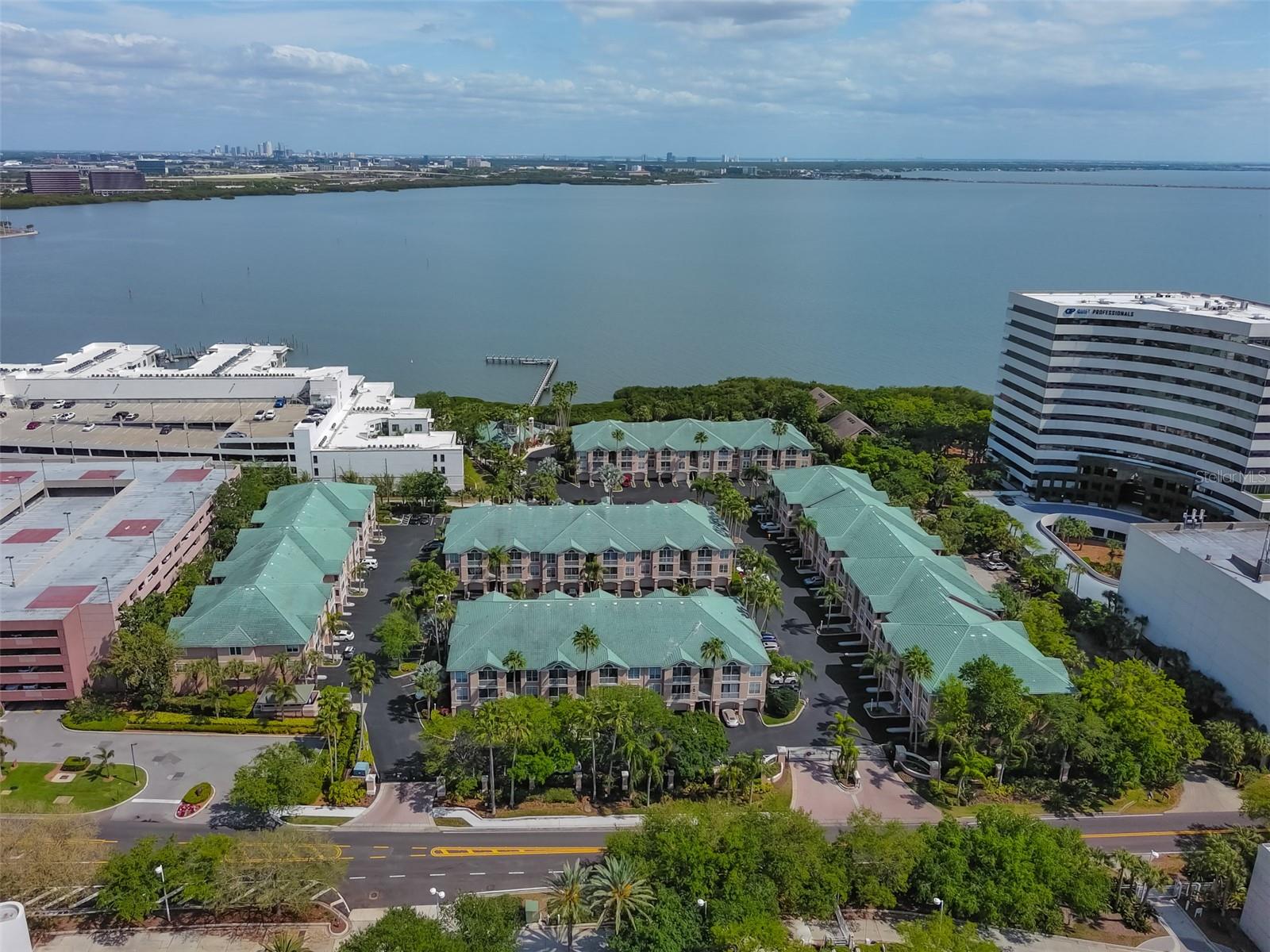 3205 Bay Club Circle, FL