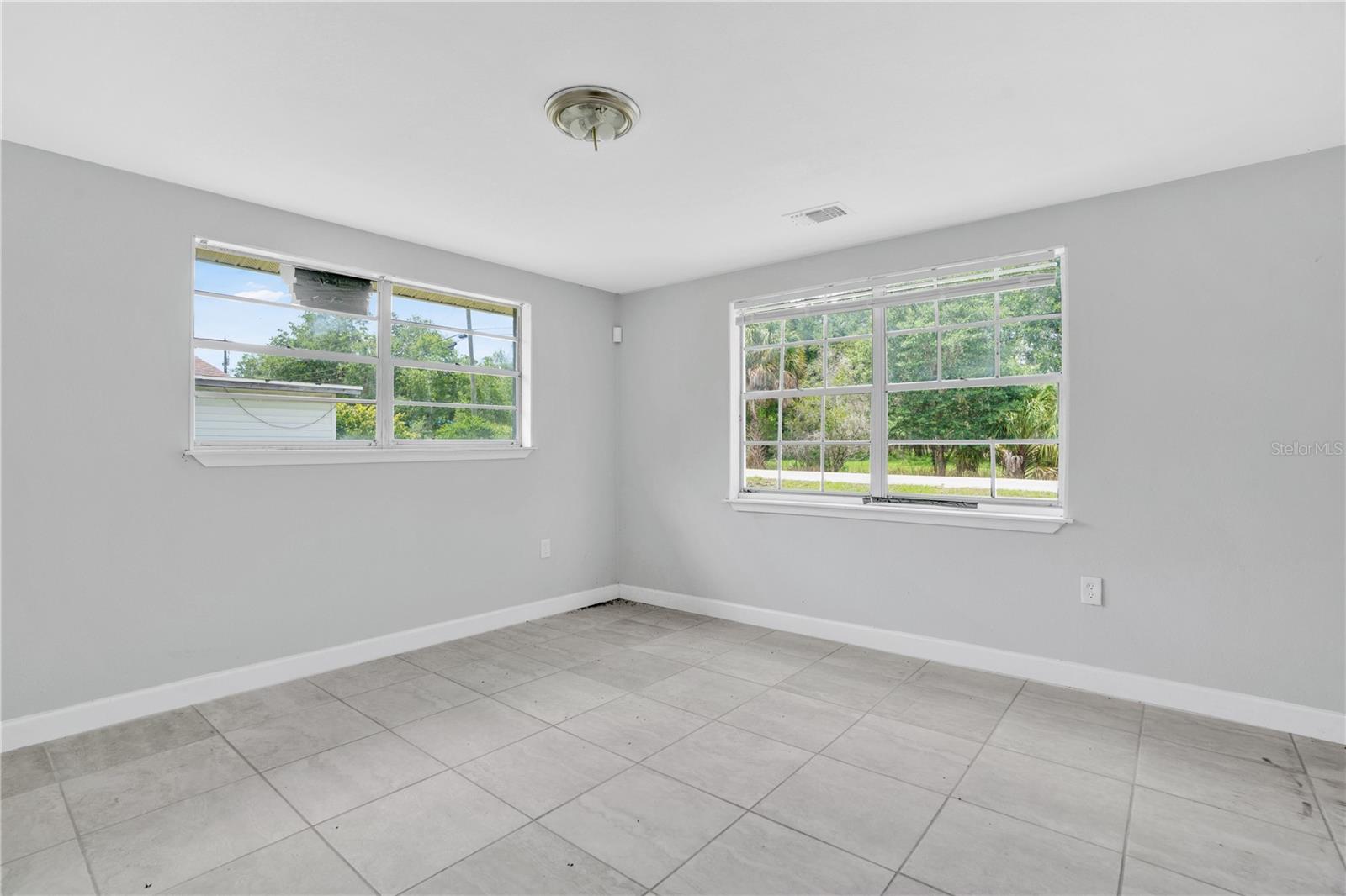 255 Hooker Street, FL
