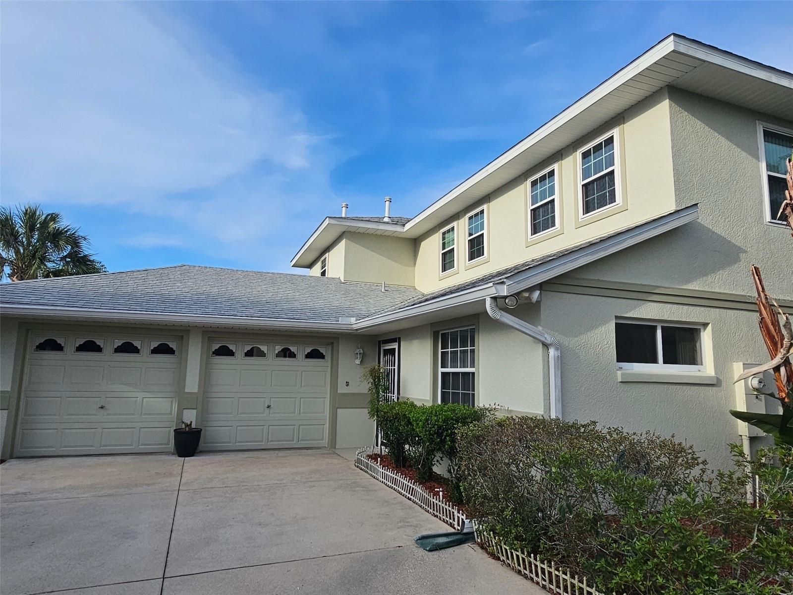 5351 Aurora Drive, FL