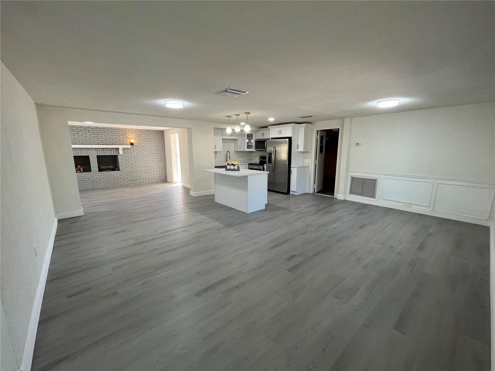 3314 Columbus Drive, FL