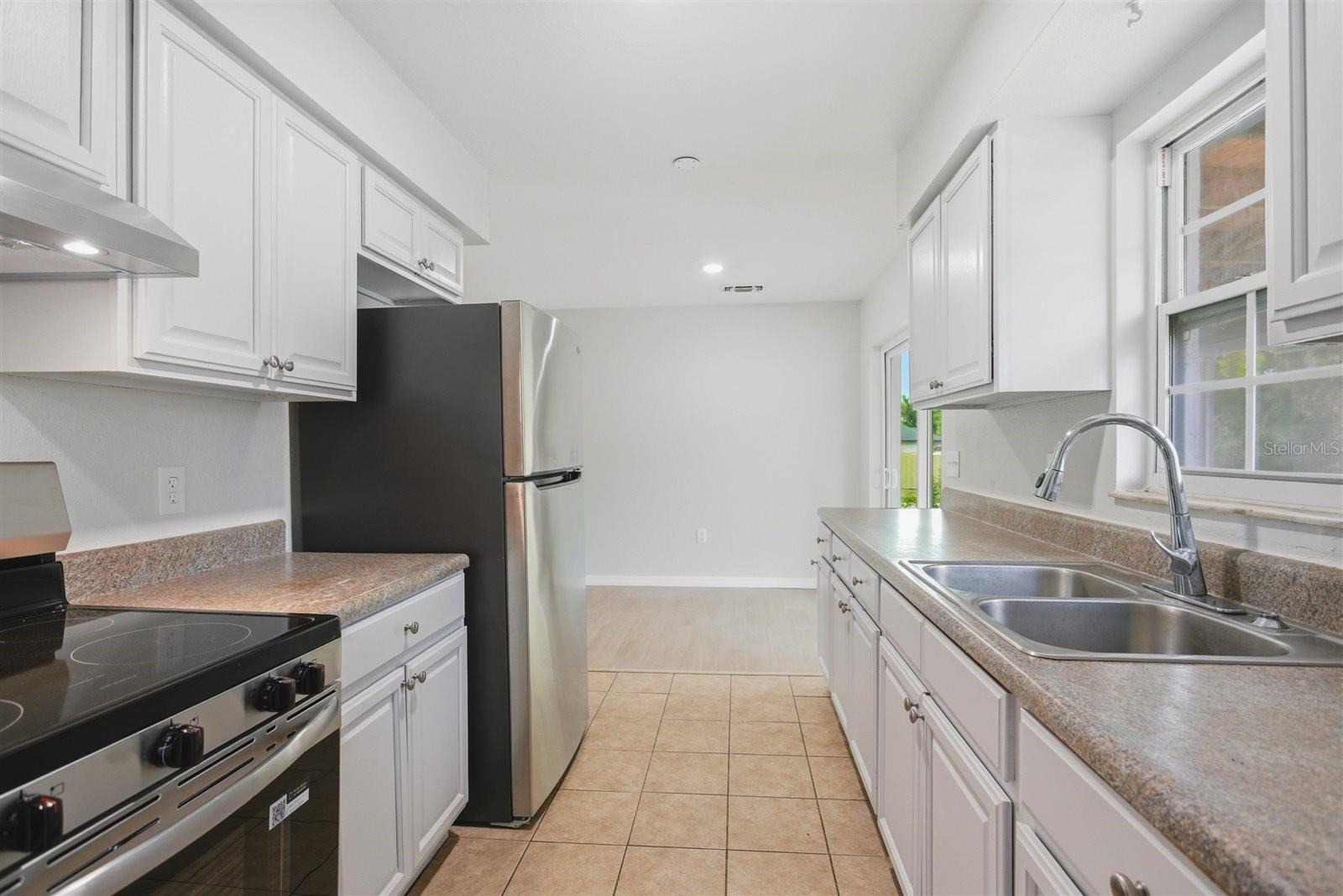 322 Little Rock Court, FL