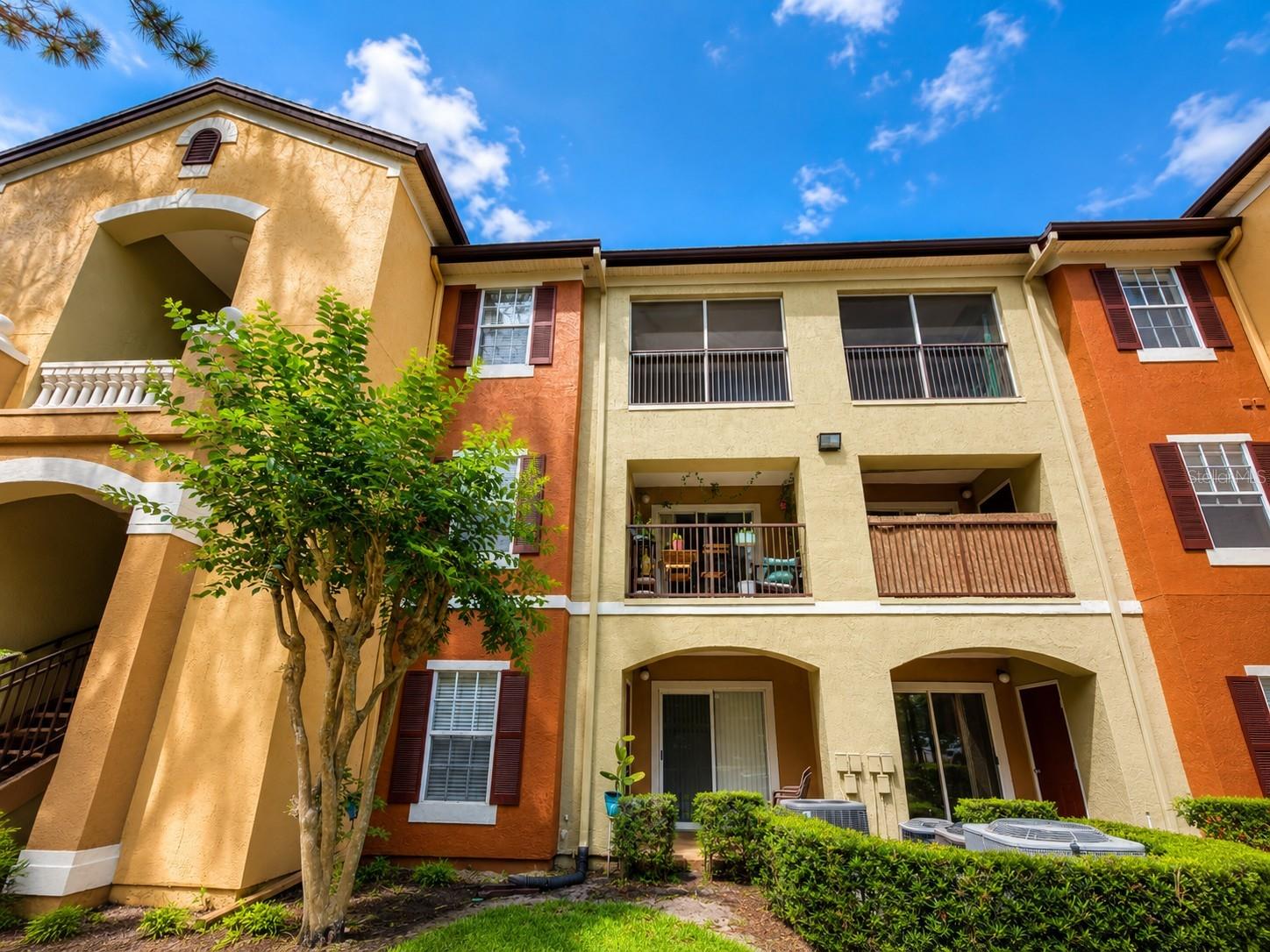802 Crest Pines Drive, FL