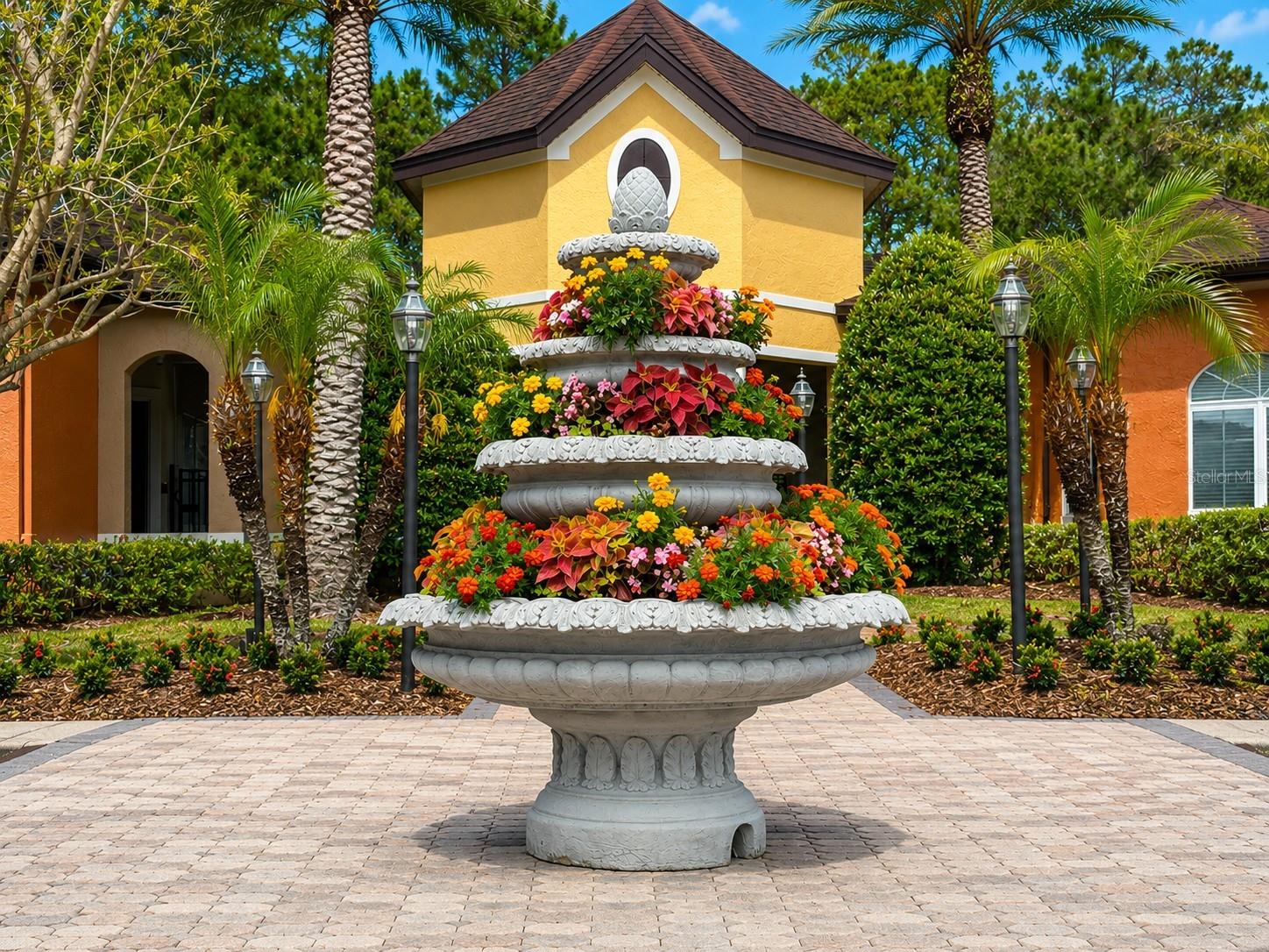 802 Crest Pines Drive, FL