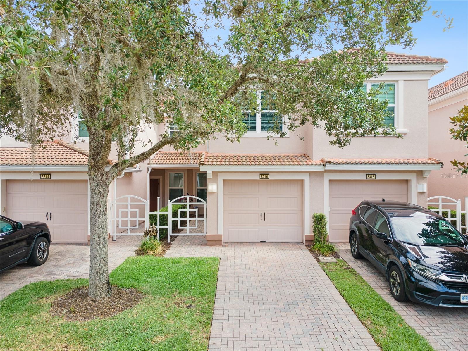 8316 Fontera Drive, FL