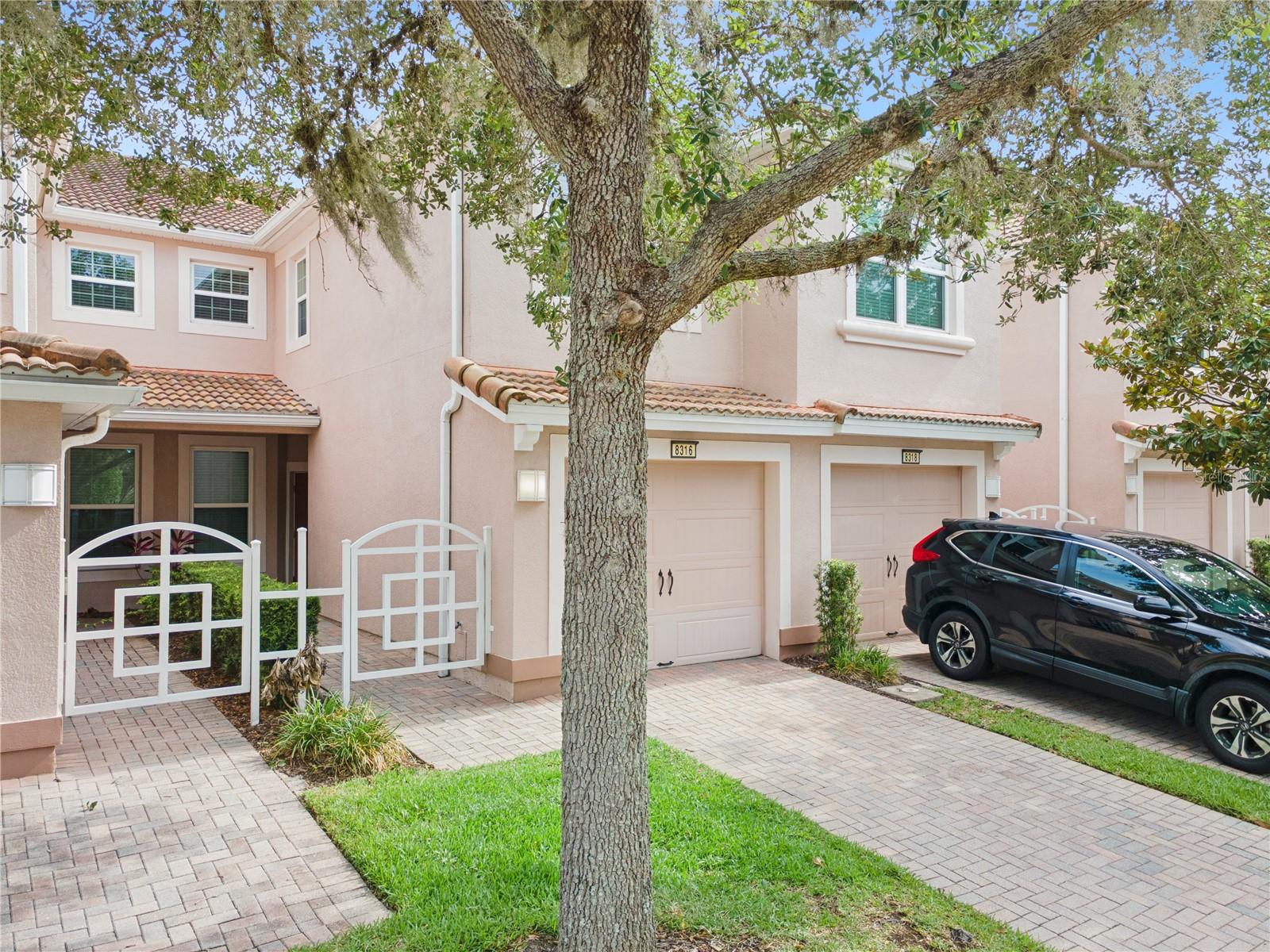 8316 Fontera Drive, FL