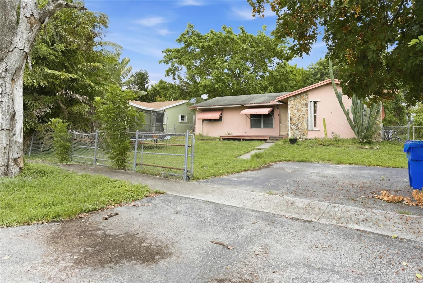 3121 72nd Way, FL