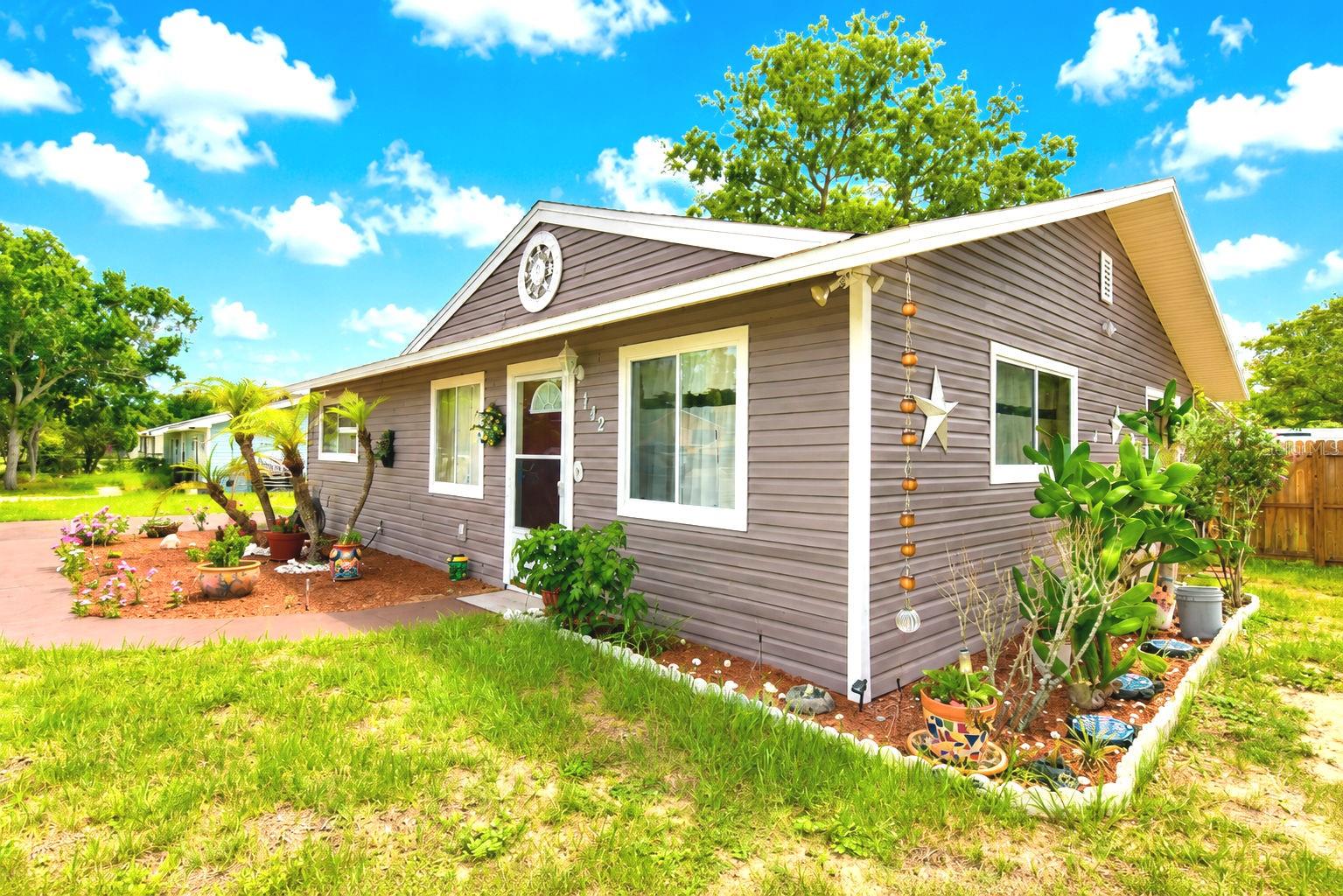 142 Martha Drive, FL