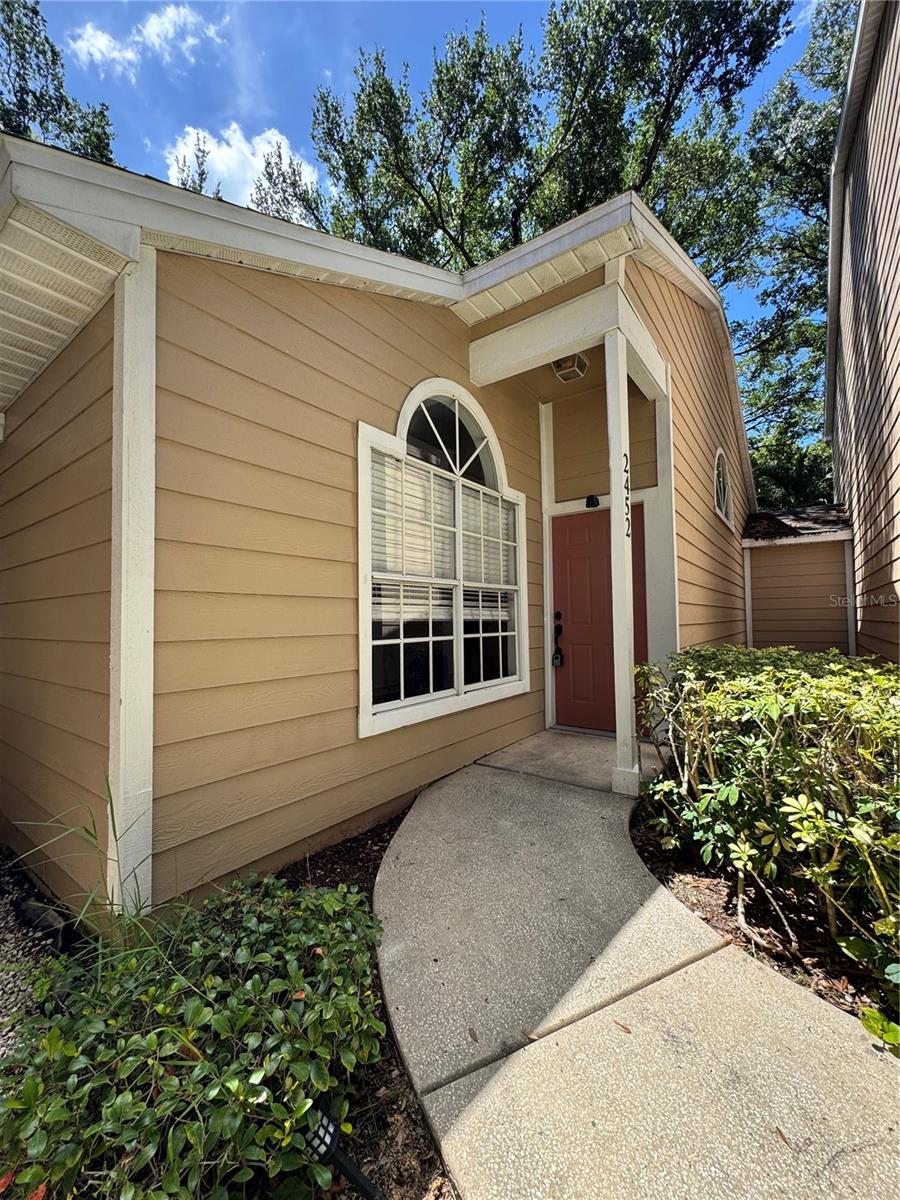 2452 Bush Tail Court, FL