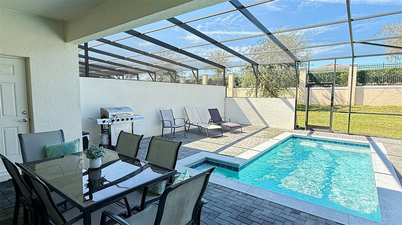 2414 Dubai Street, FL