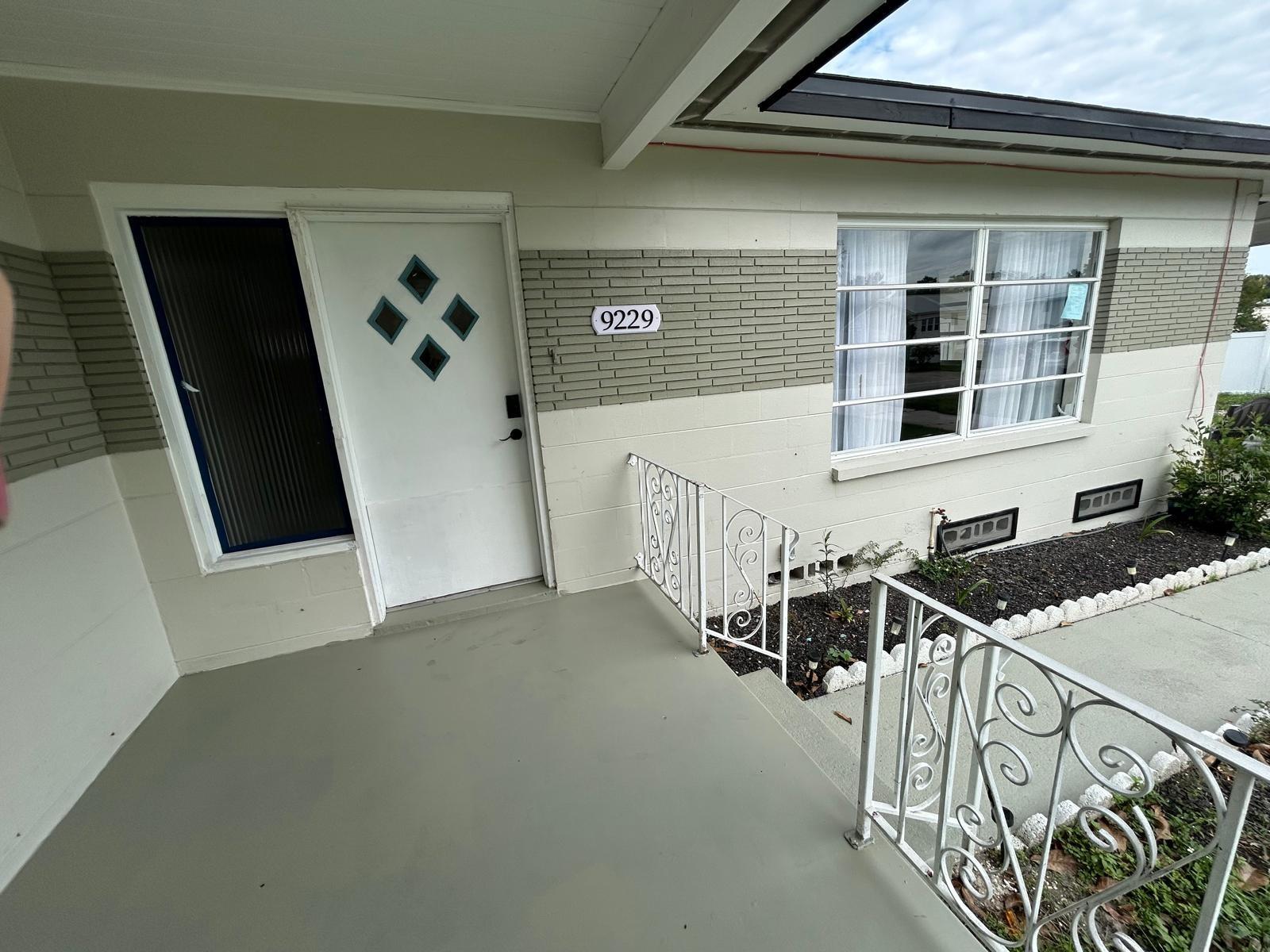 9229 Overlook Drive, FL