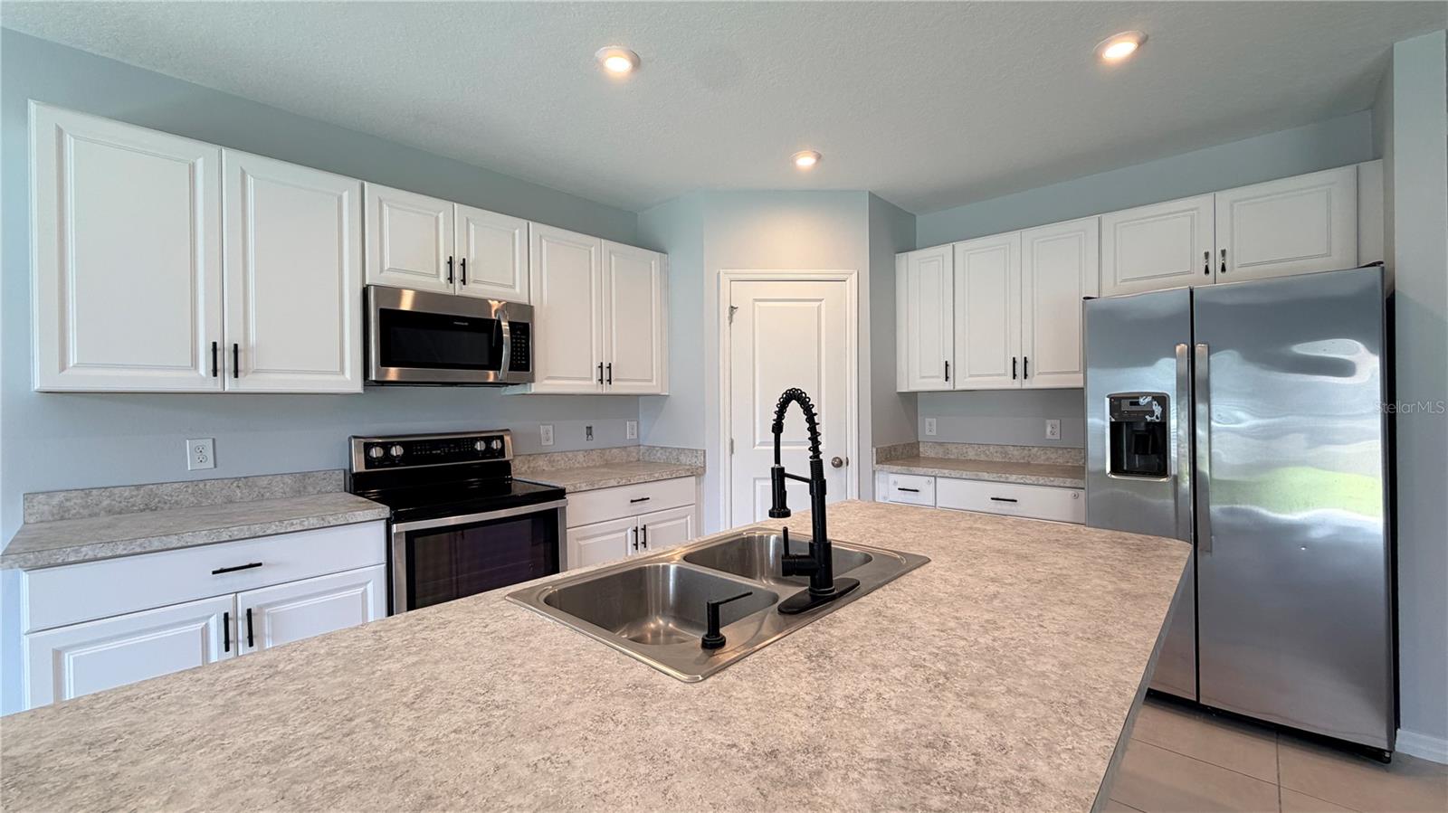 2811 Parkfield Road, FL