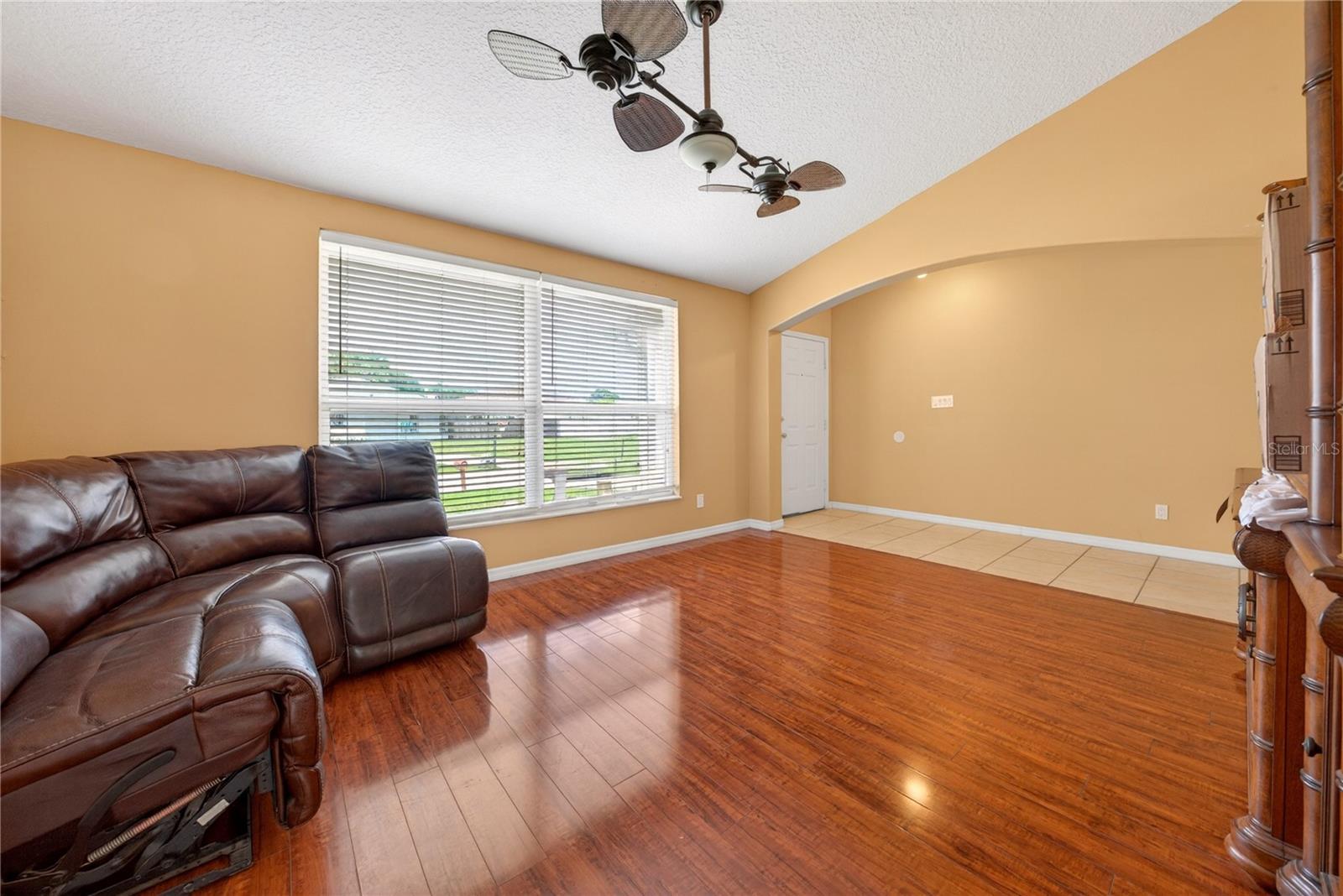 300 Viking St Ne, FL
