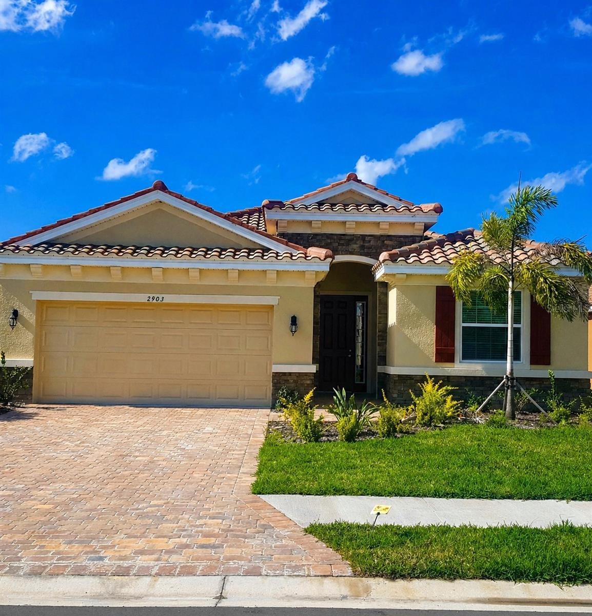 2903 Esmeralda Drive, FL